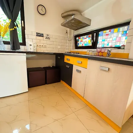 The Vintage - Wonderful In Location Appartement