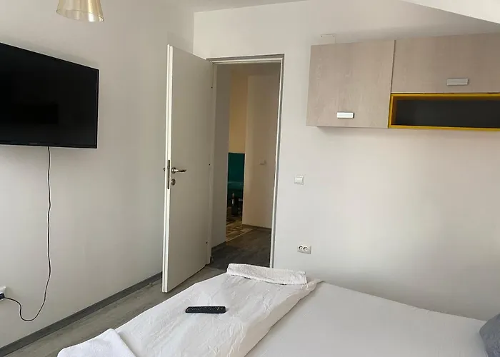 The Vintage - Wonderful In Location